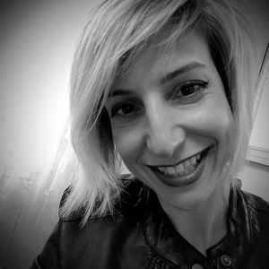 Meet your Posher, Crystal